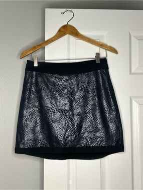 Golf Skort by Maggie Lane Black Snake Print Woven Size 0 NWT